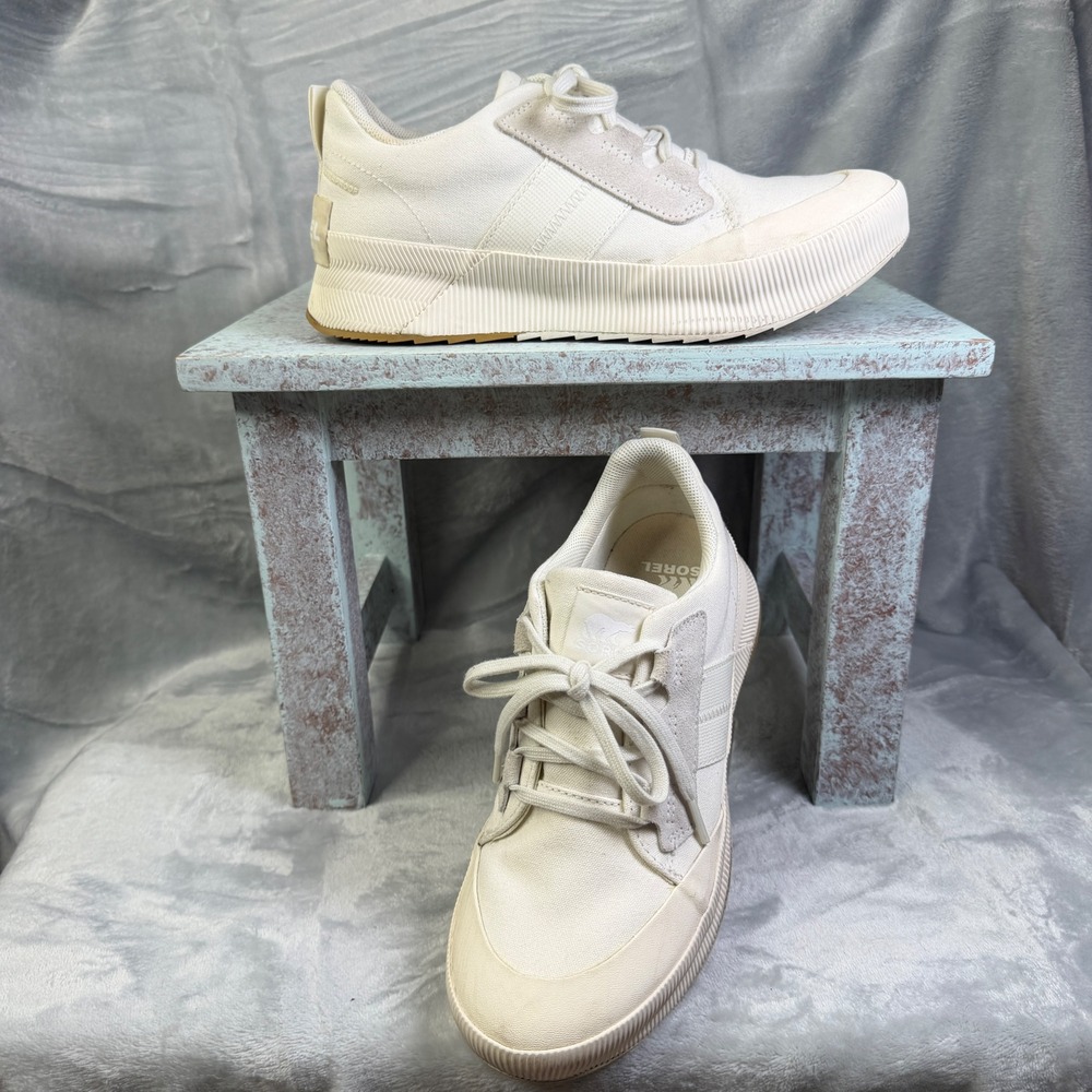 Sorel Out N About III Low Sneaker Womens 10 Sea Salt Waterproof Shoes NL4970-125